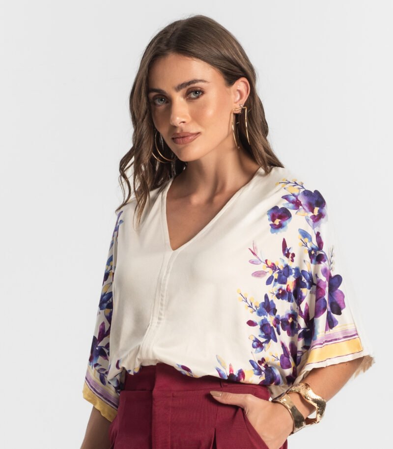 BLUSA FEMININA COM MANGA AMPLA ENDLESS - E15660 - Imagem 3