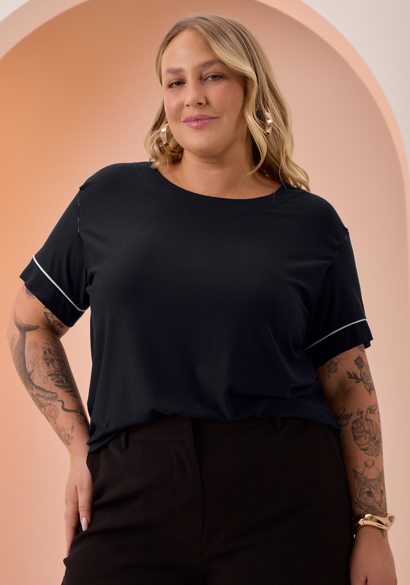 BLUSA MANGA CURTA LUNENDER C5130 PLUS SIZE - Imagem 2