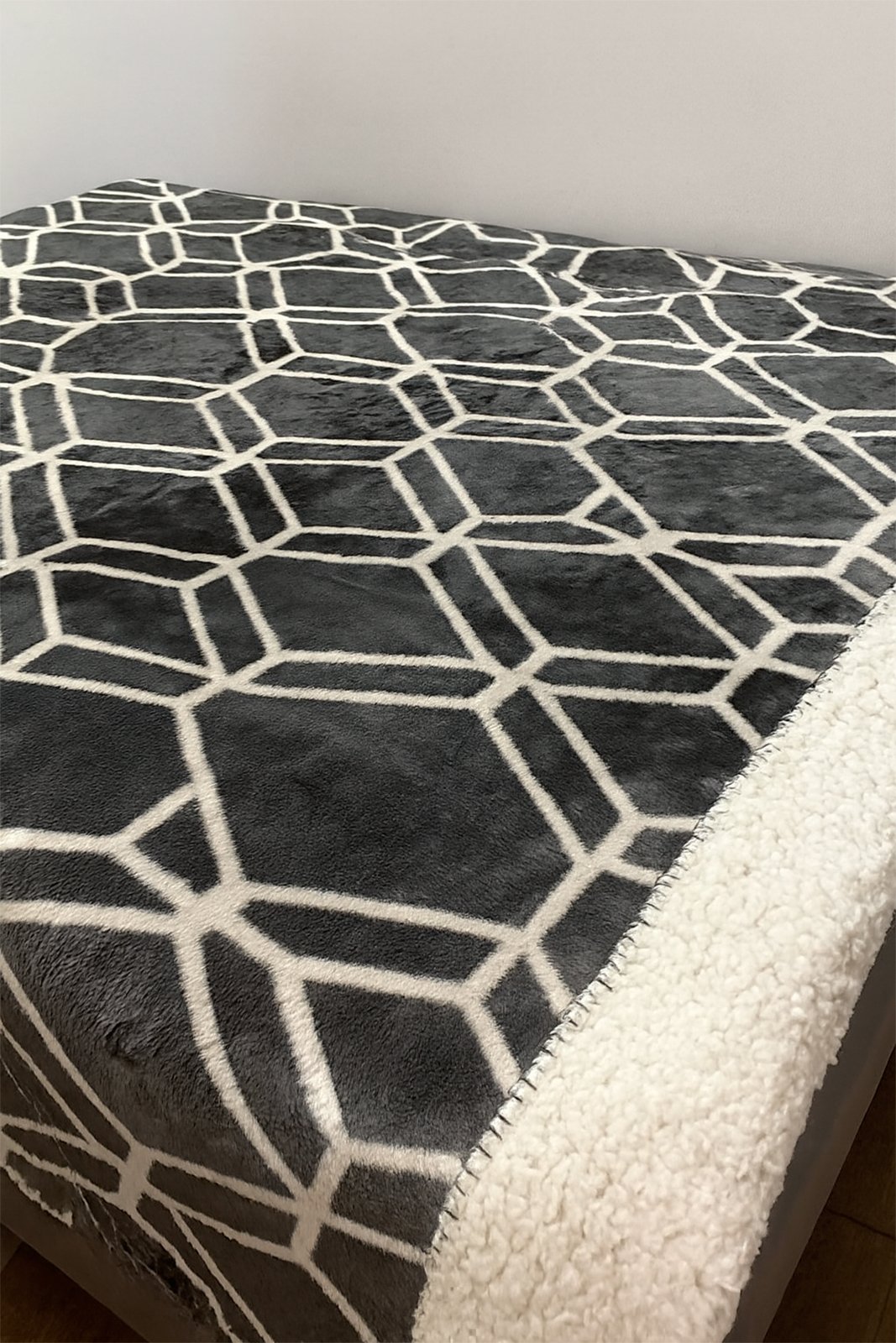 MANTA COM SHERPA DUPLA FACE CASAL TESSI