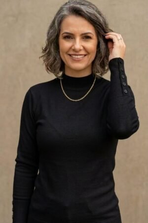 BLUSA SUETER MODAS LISA COM BOTAO MANGA